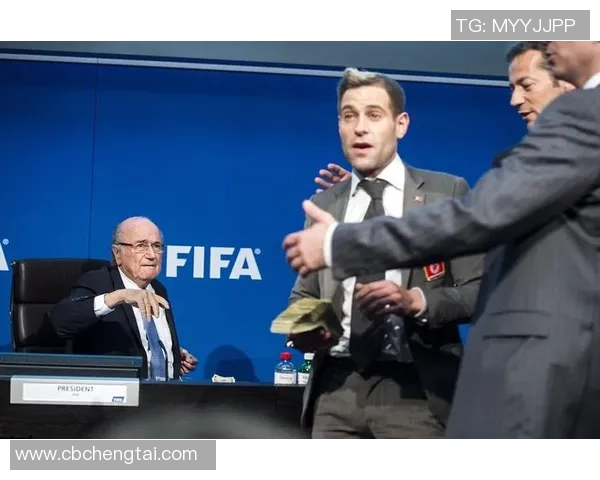刚果足协主席涉嫌挪用FIFA公款110万美元现已潜逃引发关注